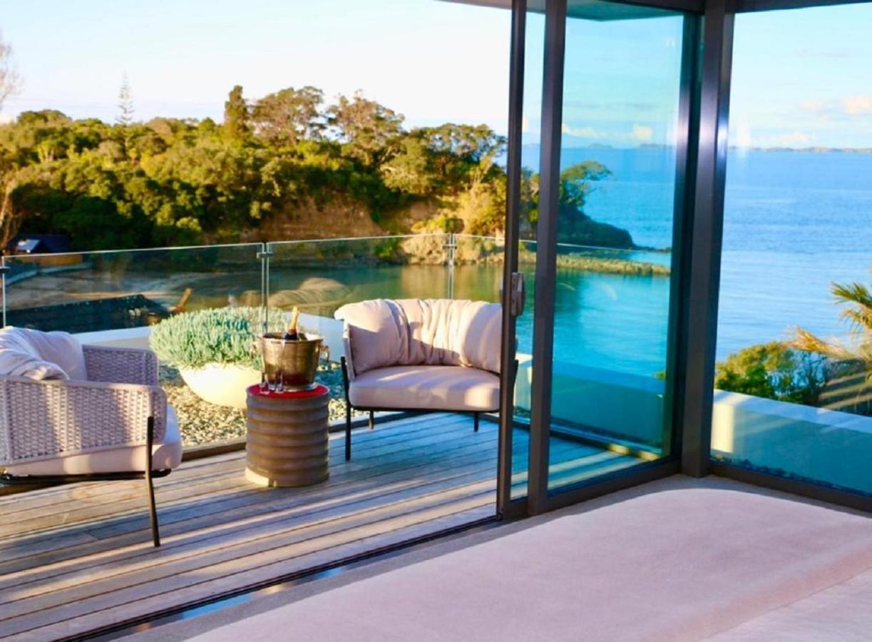 Elements Of Castor Bay Hotel Auckland Exterior photo